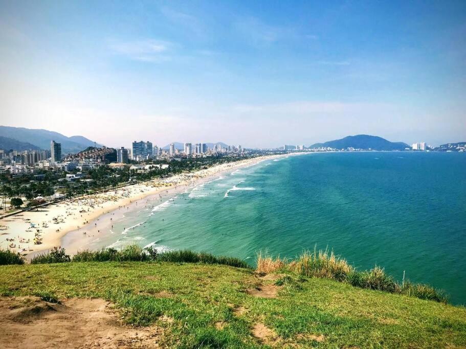 Apartamento 500M Da Praia Enseada, กัวรูจา ภายนอก รูปภาพ